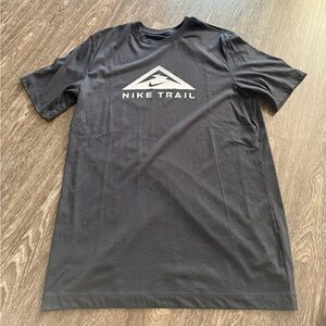 Nike Trail Black Short Sleeve Tee